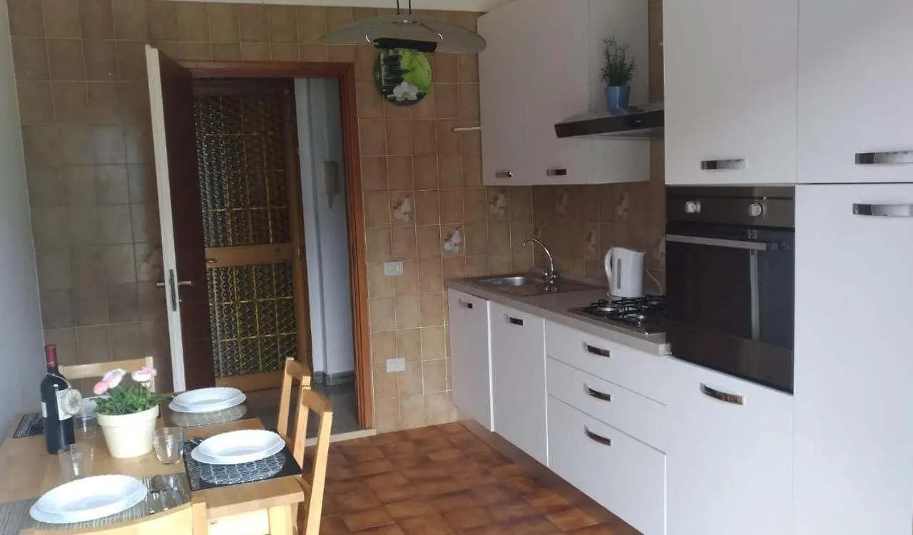 דירה Cremia Casa Vacanze Breva איטליה